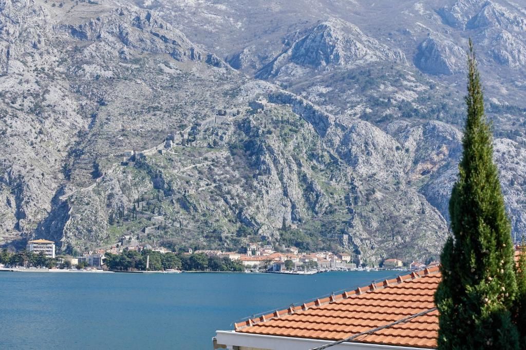 Апартаменты B&M&B Sea View Apartments Котор-67