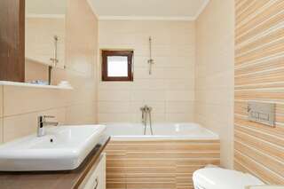 Апартаменты B&M&B Sea View Apartments Котор Апартаменты с 1 спальней-12