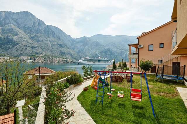 Апартаменты B&M&B Sea View Apartments Котор-41