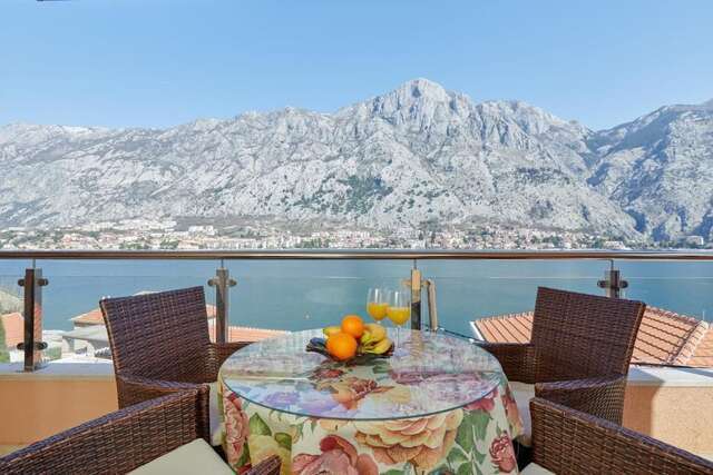Апартаменты B&M&B Sea View Apartments Котор-60